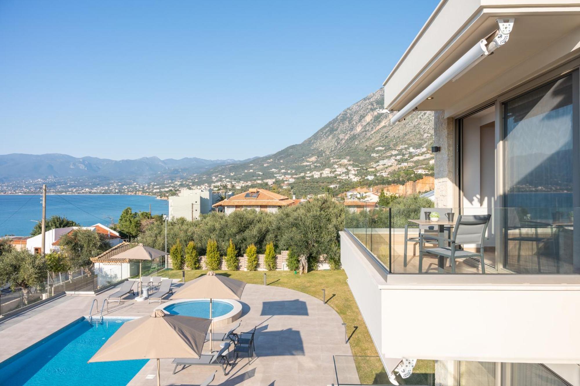 Esthisea Suites Каламата Экстерьер фото