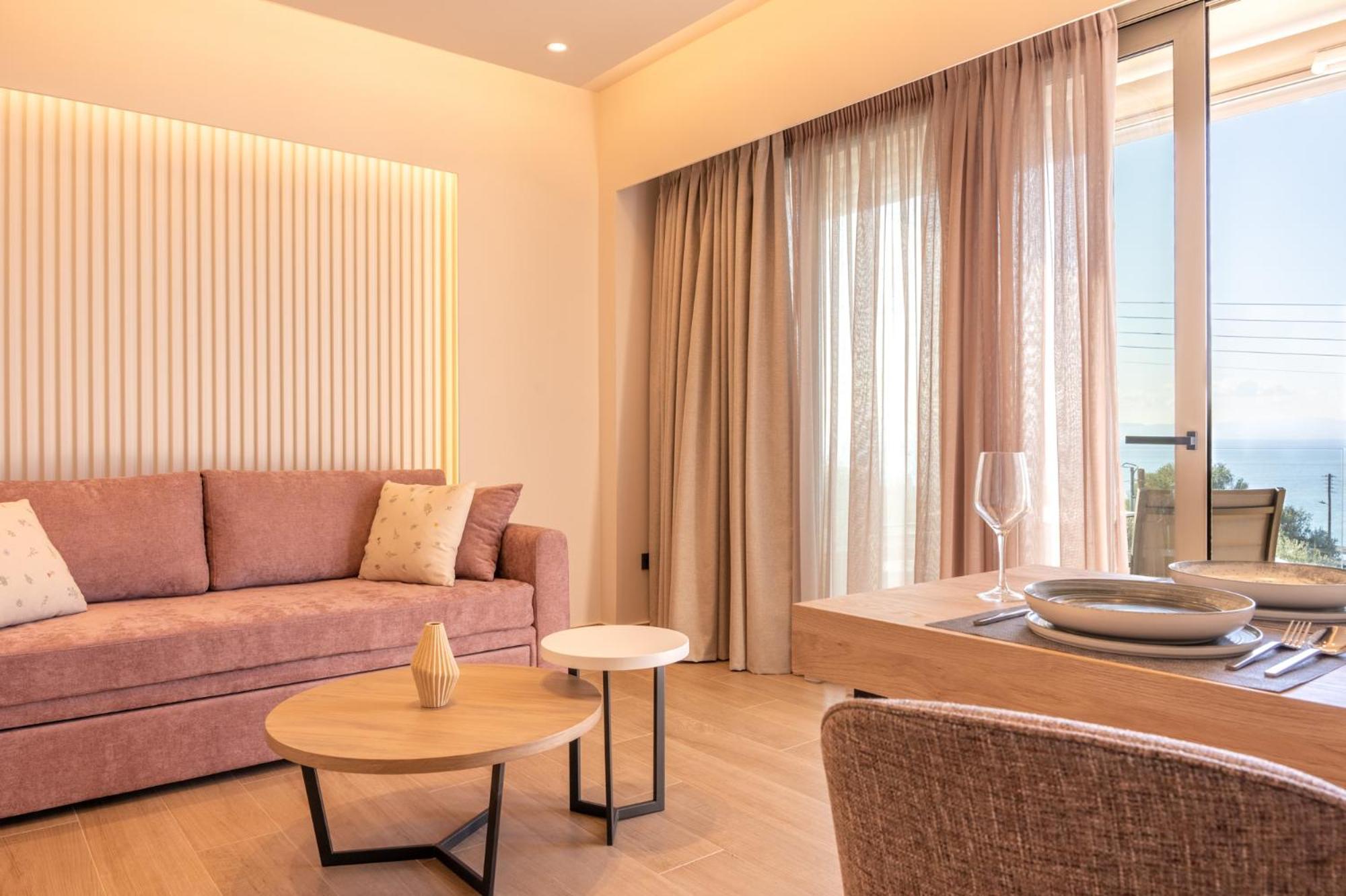 Esthisea Suites Каламата Экстерьер фото